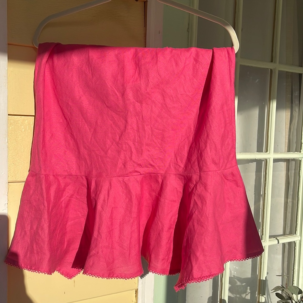 Pink linen skirt from Ann Taylor Loft. Size is 10p